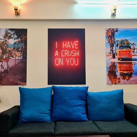 Lifespace- Spacious Hostel In A Luxurious Villa 푸네 외부 사진