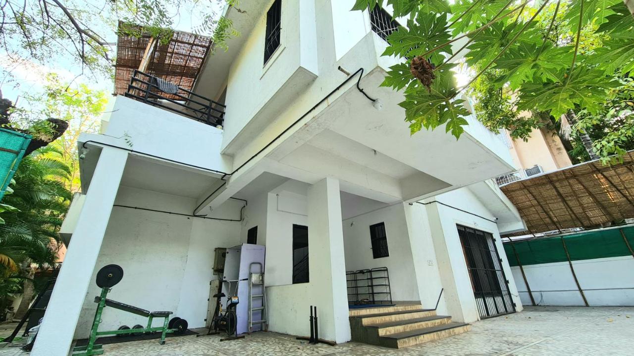 Lifespace- Spacious Hostel In A Luxurious Villa 푸네 외부 사진