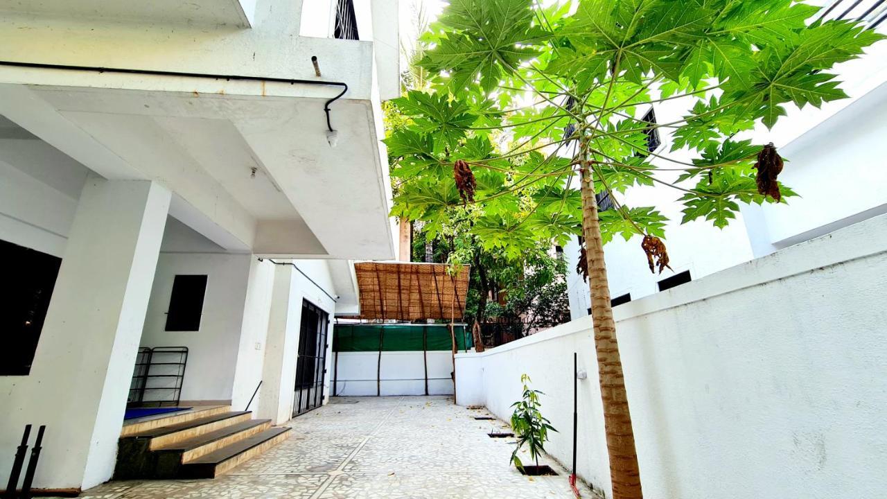 Lifespace- Spacious Hostel In A Luxurious Villa 푸네 외부 사진